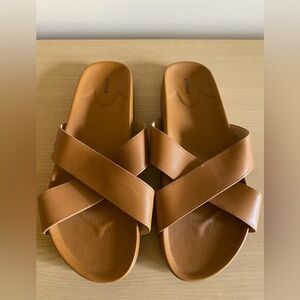 Birdies The Robin Slide Sandal in Camel